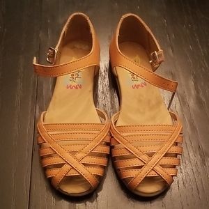 Girls sandals